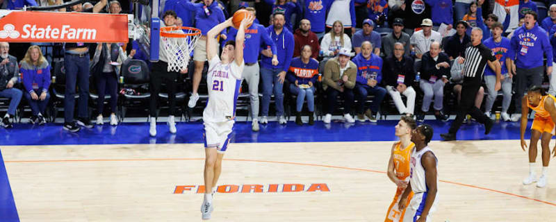 Gators Duo Put on a Rebounding Clinic Against Vols