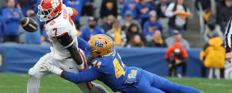 Pitt Starting DL Duo Returning in 2025