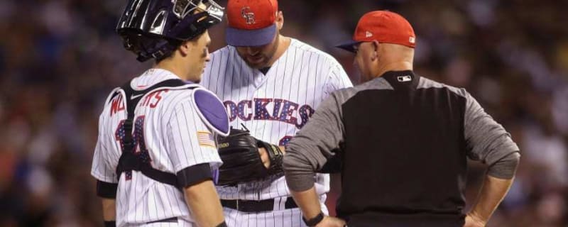 Dodgers Sign Longtime NL West Pitcher to Minor League Contract: Report