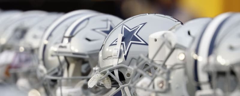 Eagles Could Sign Former Cowboy To Add More Star Power To Defense