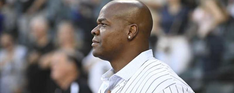 Hall of Famer Frank Thomas Reacts to Death of Former Manager on Social Media