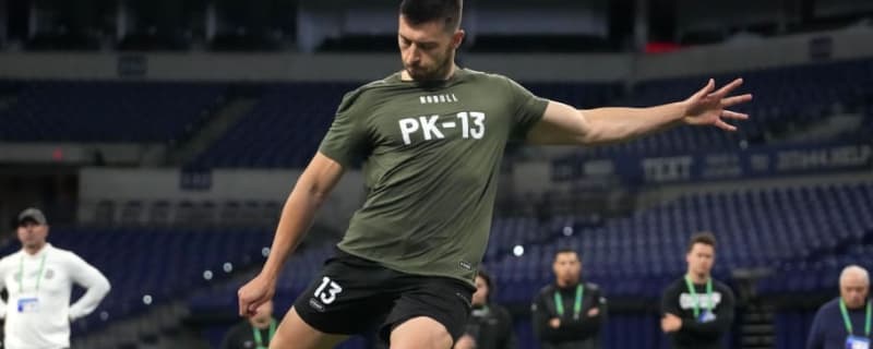 Australian Alex Hale’s Kicking Journey Will Continue With Packers