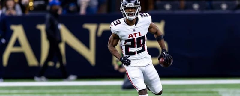 Falcons DB to Miss &#39;Significant Time&#39; with Knee Injury