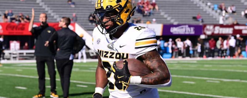 With New Responsibilities, Jamal Roberts Continuing to Embrace Role with Mizzou