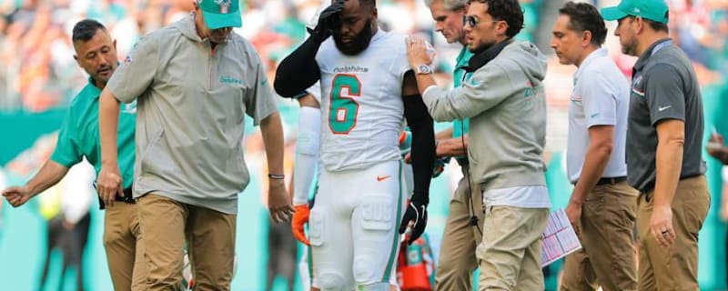 The Latest on Injured Defenders Fuller and Walker