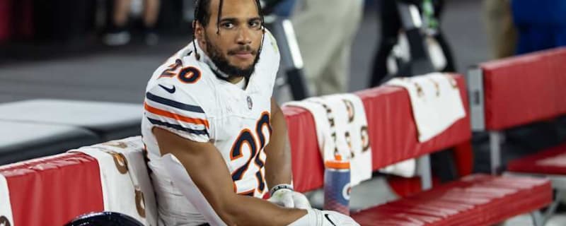 Chicago Bears hand special teams ace a contract for third season