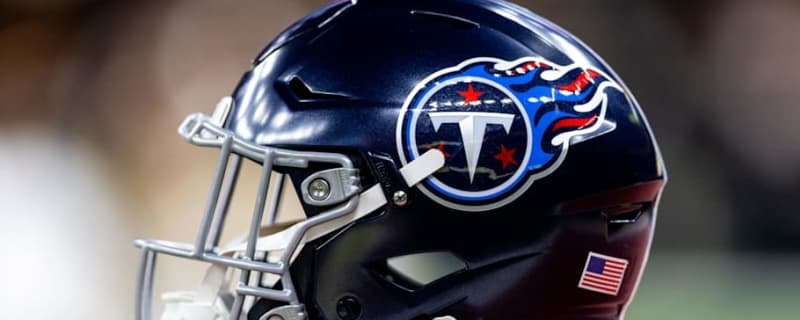Ex-Titans Top Pick May Be Worth Call For Eagles Right Now