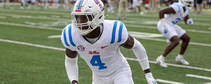 Lane Kiffin Shares High Praise On LB Suntarine Perkins&#39; Development