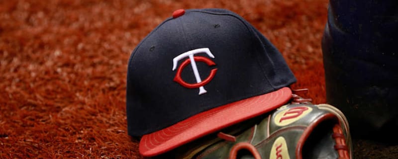 Former Red Sox Fan-Favorite Miraculously Makes Twins Opening Day Roster