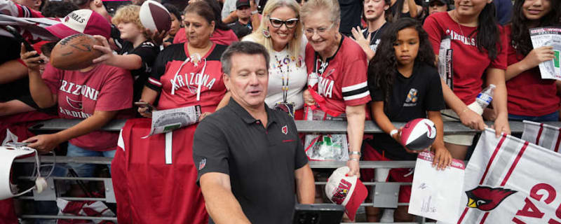 Cardinals Owner Enters Hall of Fame