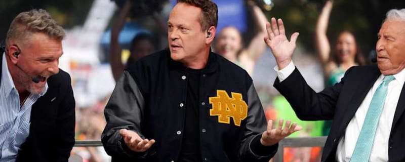 Vince Vaughn crashes Chargers practice, see why he was at The Bolt