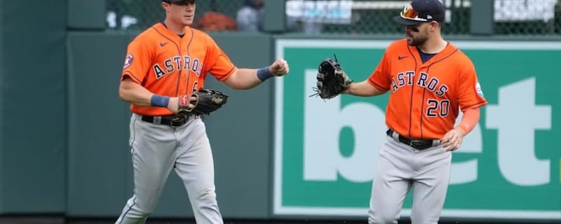 Pair of Houston Astros Outfielders Viewed as Non-Tender Candidates