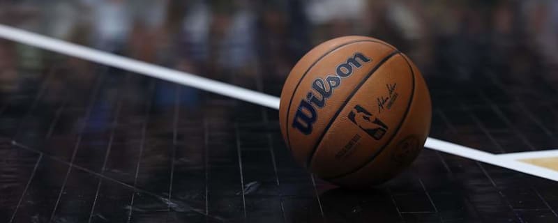 Watch: Austin Spurs’ Isaiah Miller Stuns with Dunk of the Year Candidate