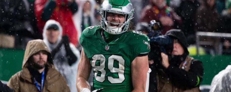 Giant TE Jack Stoll Ties the Knot