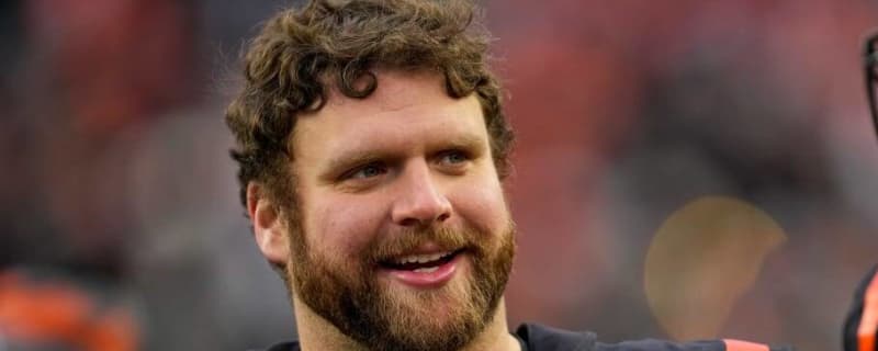 An Inside Look at How Bengals Star Ted Karras Gets Ready For Regular Season