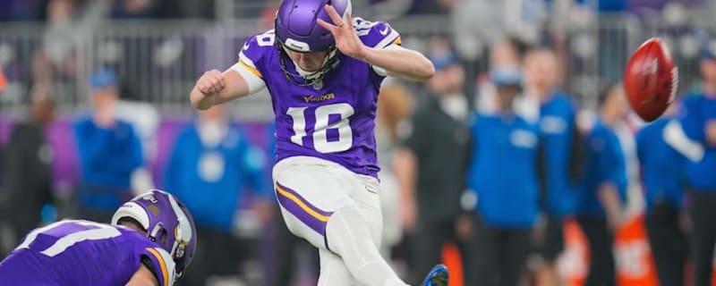 Vikings may need new kicker and long snapper with Reichard, DePaola injured