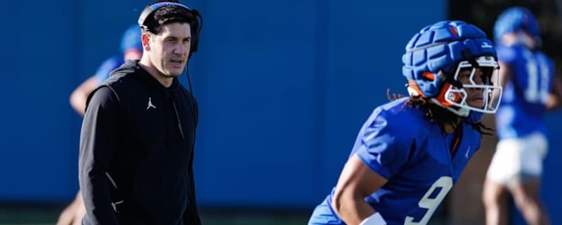 Familiarity With System Allowing New Assistants to Find Rhythm
