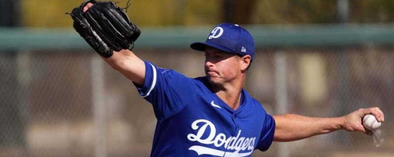 Ex-Dodgers Reliever Signs MiLB Deal With Division Rival