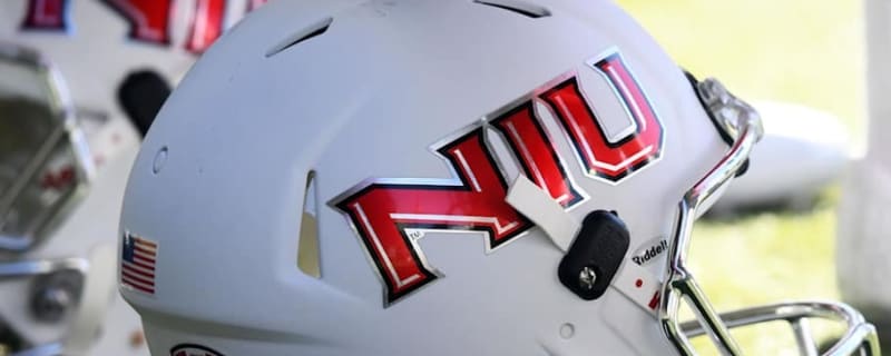 RECRUITING: 2026 Michigan Lineman Jeremiah Benson Commits To Northern Illinois