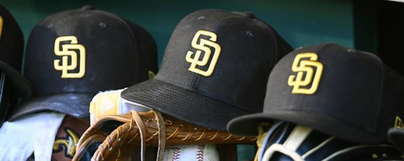 Padres Sign Former Braves, Tigers Pitcher to Bolster Depth