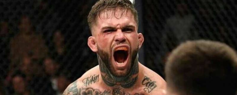 UFC Report: Fan-Favorite Ex-Champ Pulled From UFC Vegas 100