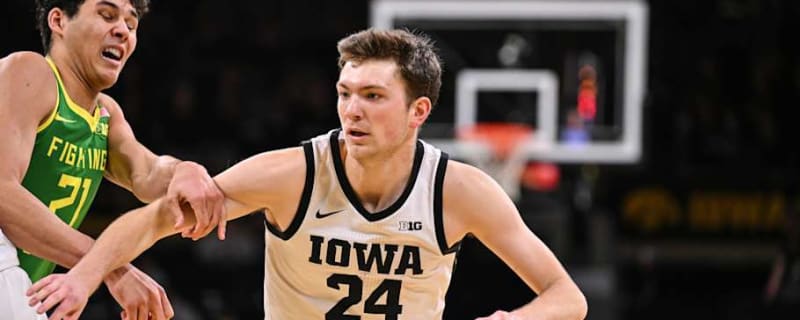 Iowa Hawkeyes’ Pryce Sandfort Transfers to Big Ten Rival