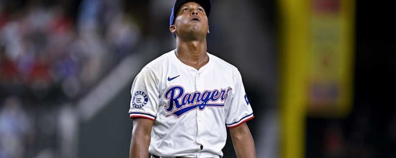Former Texas Rangers Star Reliever Signs One-Year Deal With Athletics