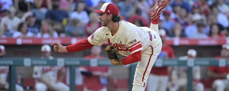 Former Angels Pitcher Joins NL Central Club
