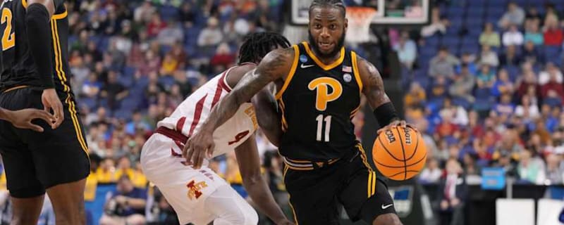 Former Pitt G Signs Pro Contract Overseas