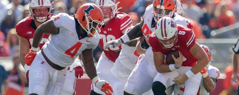 Illinois Defensive Lineman Ezekiel Holmes to Declare for 2025 NFL Draft
