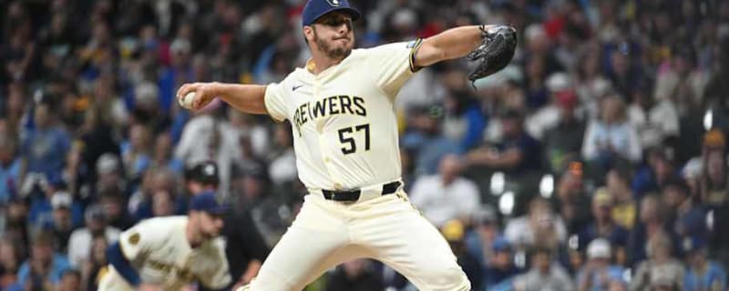 New York Mets Claim Veteran Reliever From NL Playoff Foe