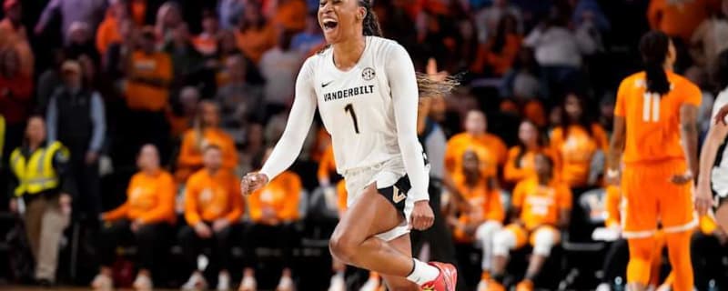 Vanderbilt&#39;s Mikayla Blakes Continues to Score with USBWA Award