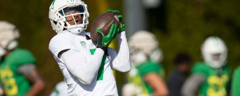 Oregon Ducks Football’s Evan Stewart: Fast, Talented, Set For Big Year in Eugene