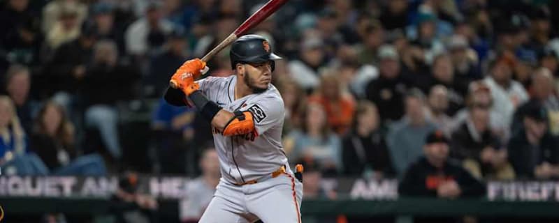 Signs Point to San Francisco Giants Moving On From Injured Infielder This Offseason