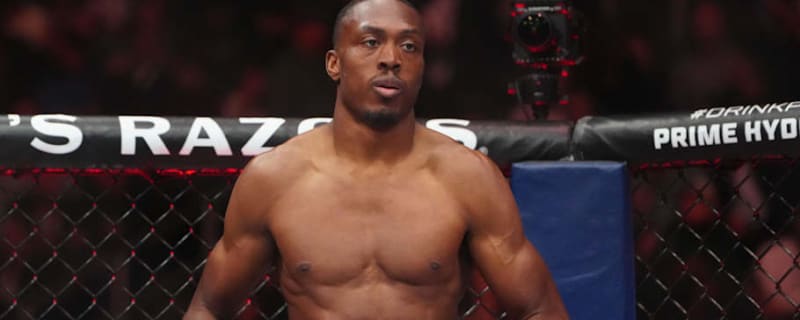 Fighter officially confirms retirement at 29 years old after UFC 313 loss