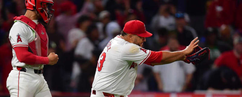 Angels Notes: Key Updates on Trout&#39;s Injury, Angels vs Yankees, and New Minor League Signing