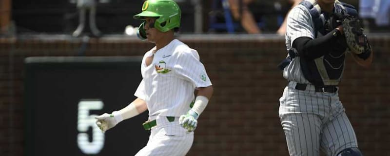 Chicago White Sox' Japanese Prospect Has Wholesome Reaction to Meeting Legend Ichiro Suzuki