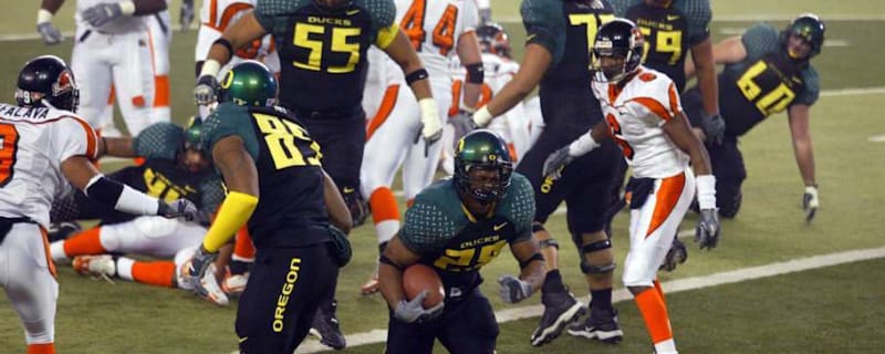 Oregon Ducks&#39; Legend Jonathan Stewart Credits Chip Kelly, Dennis Dixon for Building Oregon