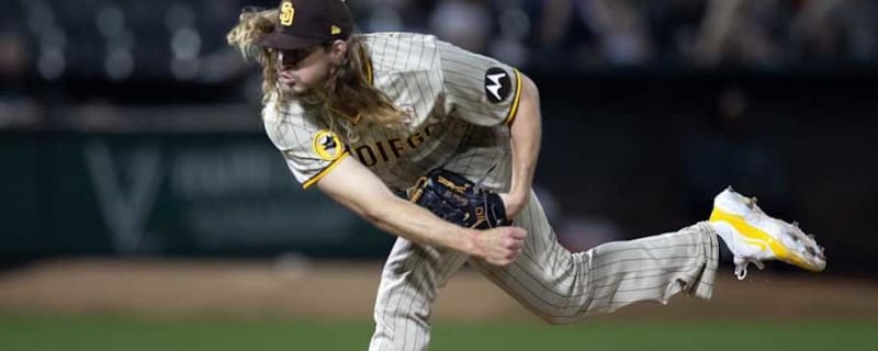 Former Padres Reliever Signs With NL Central Squad