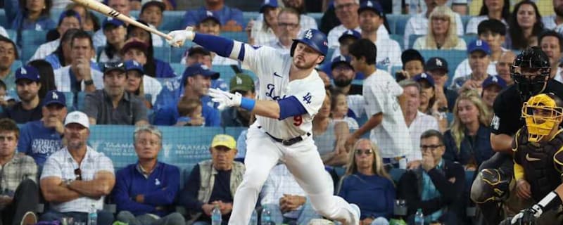 Gavin Lux Returns to Los Angeles Dodgers&#39; Lineup For NLCS Game 3