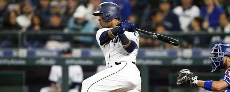 Former Seattle Mariners All-Star Continues to Rake in Dominican Winter League