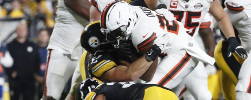 Browns RB Nick Chubb Sets Record Straight On Minkah Fitzpatrick&#39;s Hit