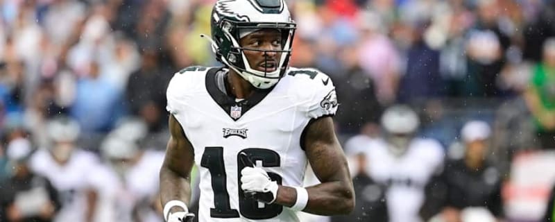 Cardinals Sign Two Receivers