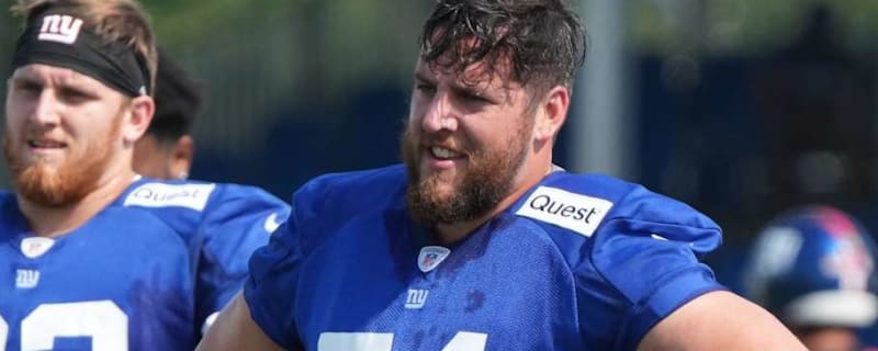 Giants Re-sign OL Greg Van Roten