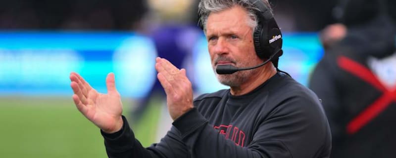 Whittingham and staff celebrate Kemoeatu&#39;s Polynesian Football Hall of Fame induction