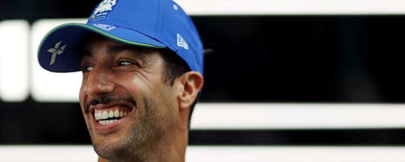 Daniel Ricciardo Pokes Fun At $3.5 Million &#39;Bonus&#39; From Singapore GP