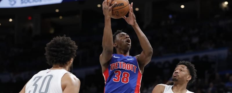 Former Detroit Pistons Player Goes Viral for Vicious Dunk