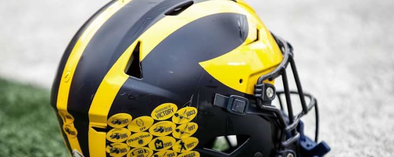  Michigan football loses quarterback to transfer portal