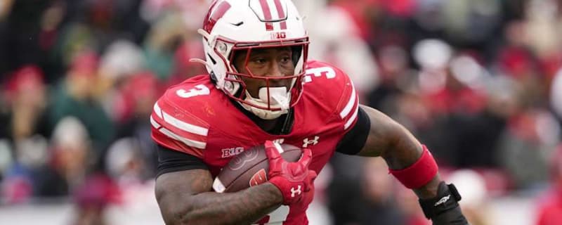 Cincinnati Boosts Rushing Attack With Wisconsin Transfer Running Back Tawee Walker