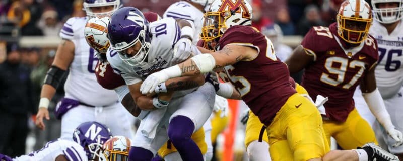 Cody Lindenberg recognized as one of the best linebackers in college football